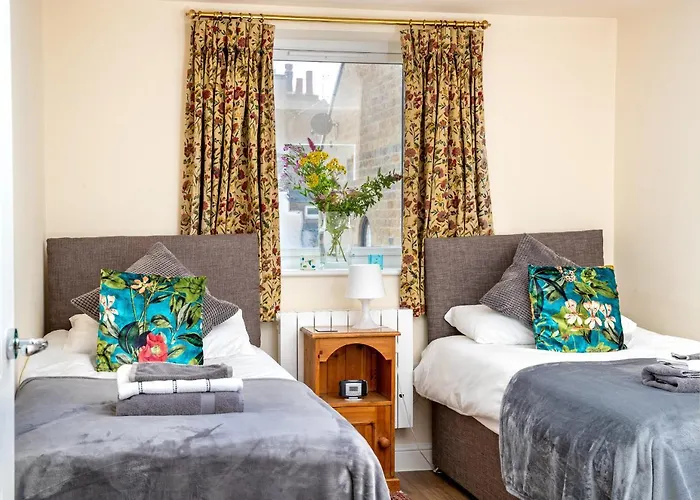 Finest Retreats - Number Seven